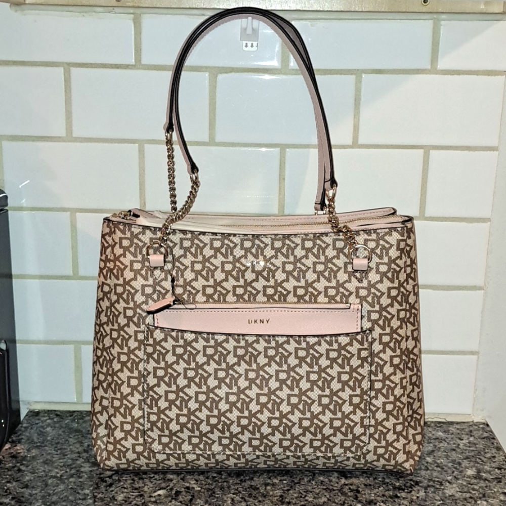 DKNY Bryanna Shoulder/Hand Bag & Zipper Pouch Bag.  NWT